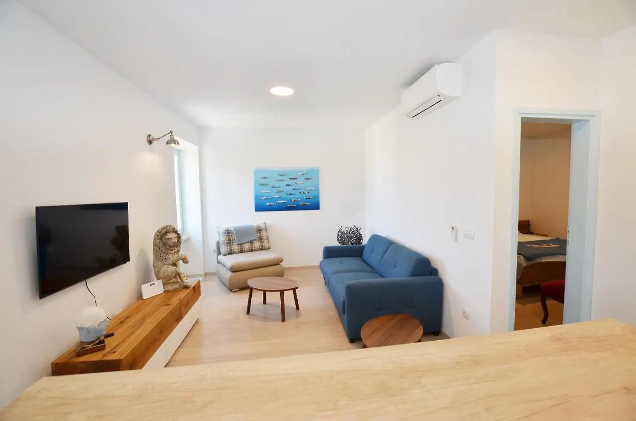 Leone Sea View Apartment Rovinj 0*,