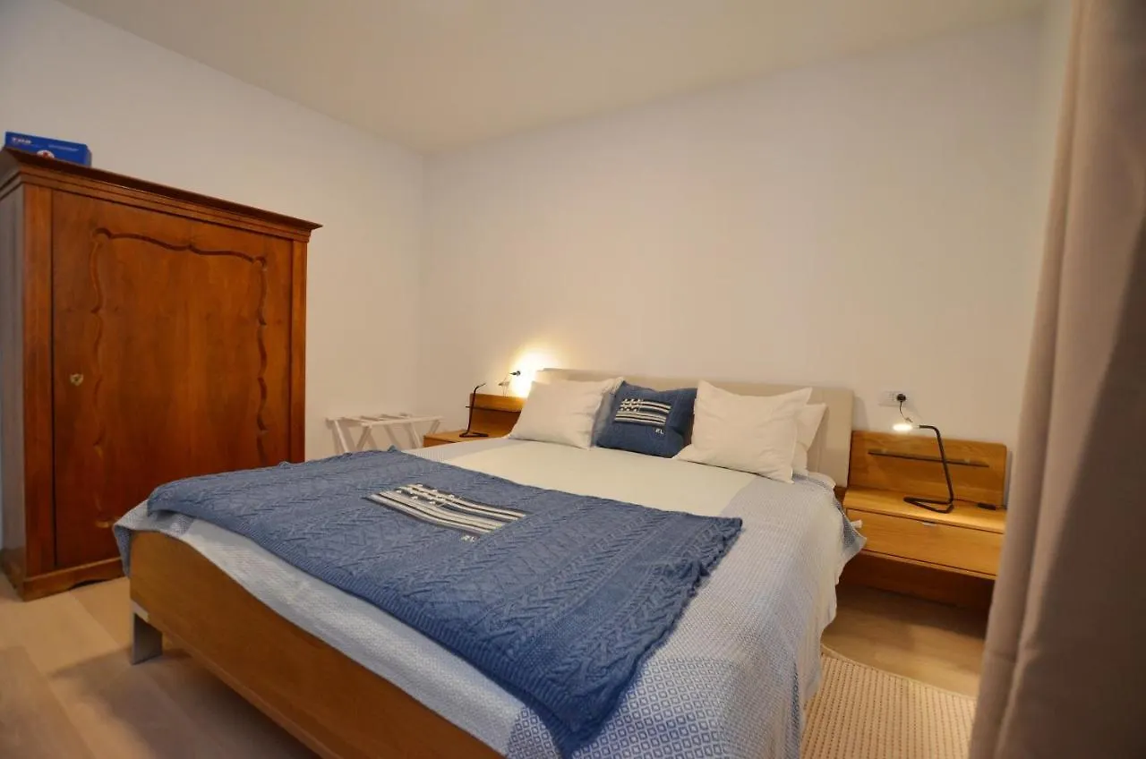Leone Sea View Apartment Rovinj