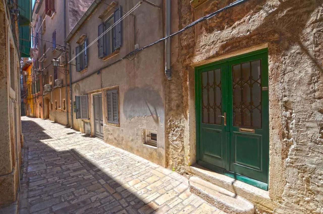 Leone Sea View Apartment Rovinj