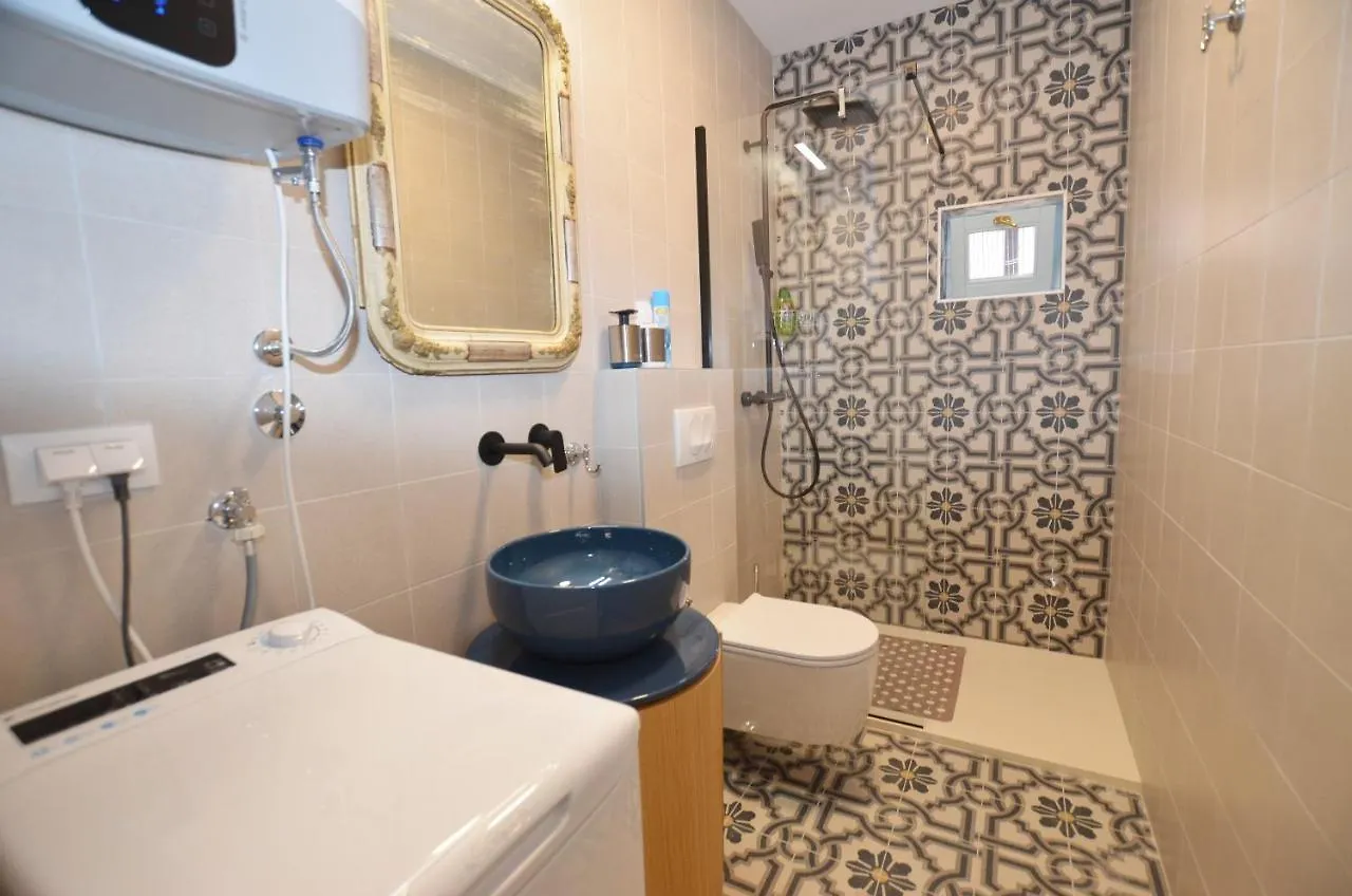 Leone Sea View Apartment Rovinj